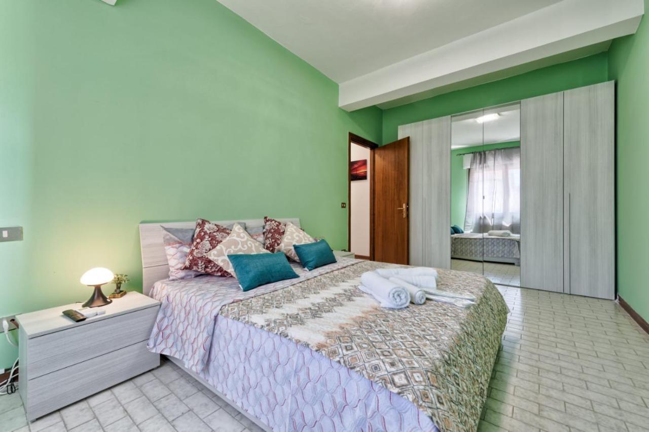 Venice Miramare Residence Zelo Luaran gambar