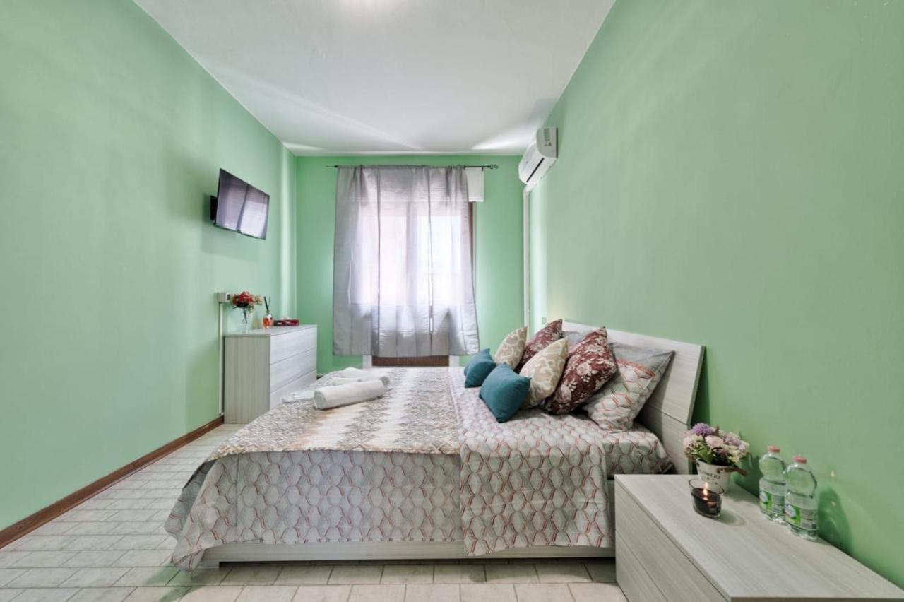 Venice Miramare Residence Zelo Luaran gambar